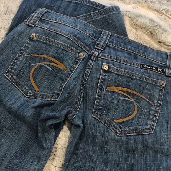 Flare leg, low rise jeans - Picture 2 of 5